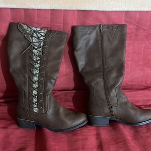 Avenue Cloudwalker brown boots womens size 11w wide width!